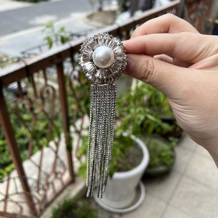 Four-Style Brooch Set