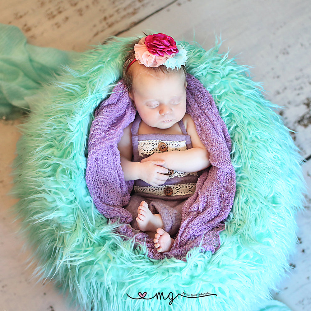 Faux Fur Posing Pillow Nest Prop for Newborn