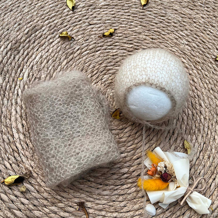 A Set Wrap and Bonnet